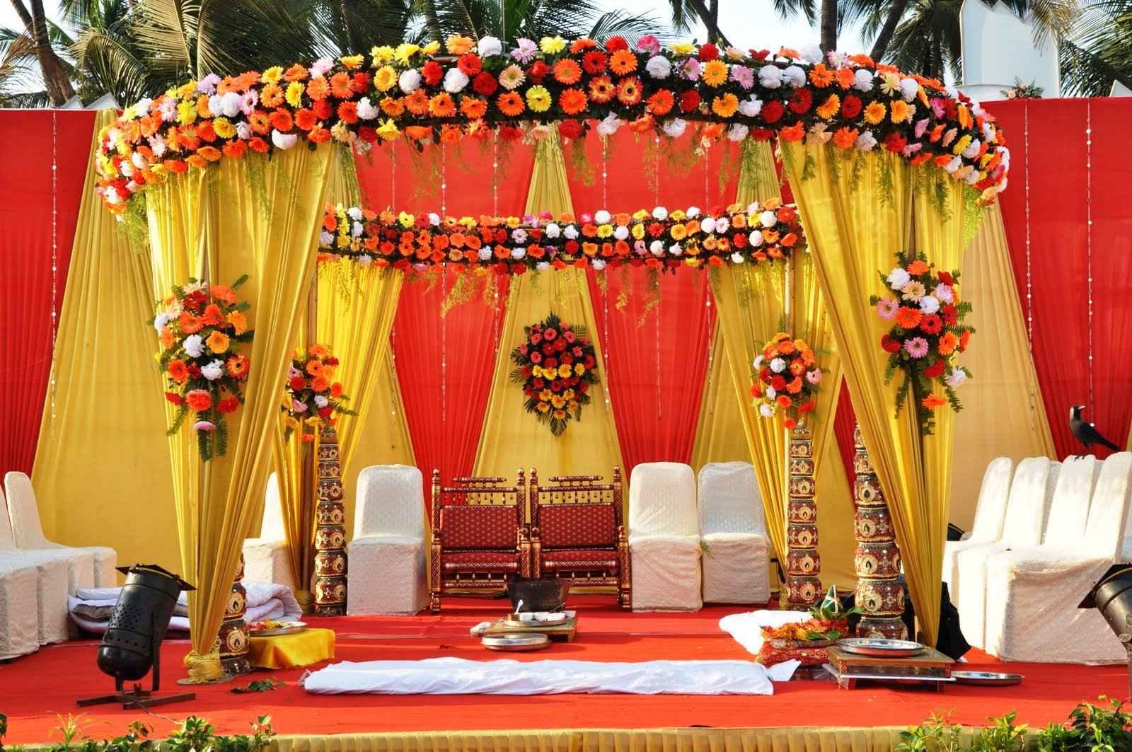 indian-wedding-flower-arrangements-Wedding-Flower-Decorations-1
